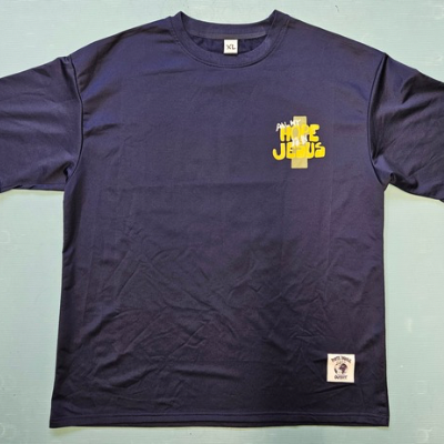 T-shirt vert côté coeur